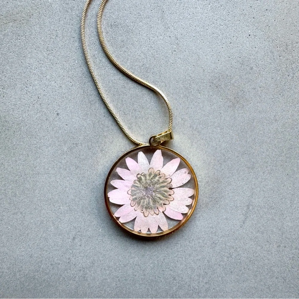 Handmade Dried Pink Daisy Gold Pendant Necklace